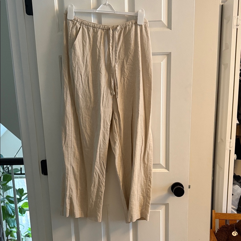 Hollister Cream Wide Leg Pants